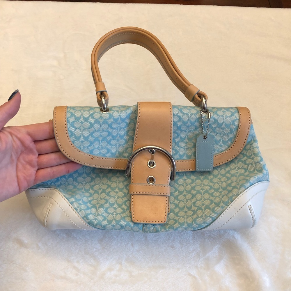 Coach Handbag 🔥 Reduced